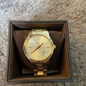 Like new Michael Kors gold watch